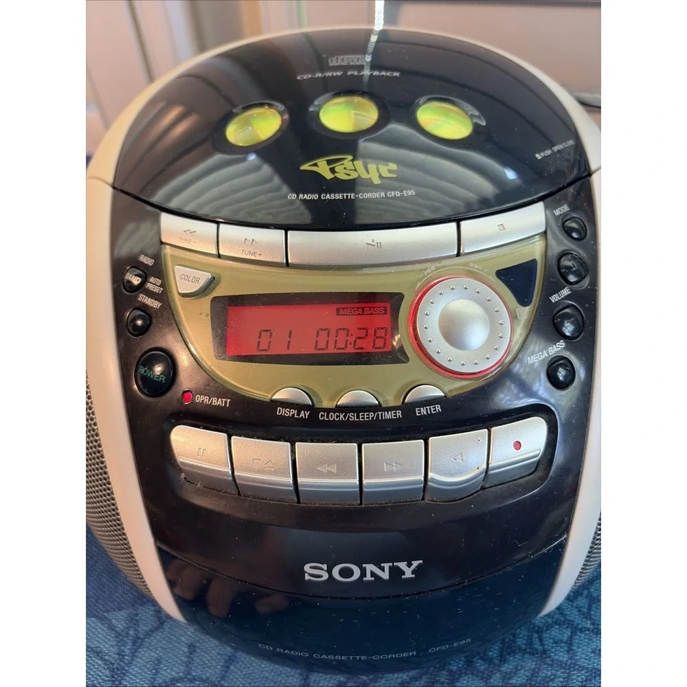 Sony Psyc CFD-E95 with Color Changing Display 2004 Y2K Boombox Works